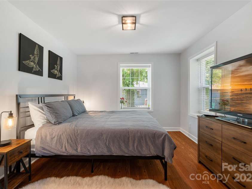 2510 Sherrill Street, Charlotte, NC 28208.  MLS# CAR4294165, YatesRealty ID 33307. Primary bedroom
