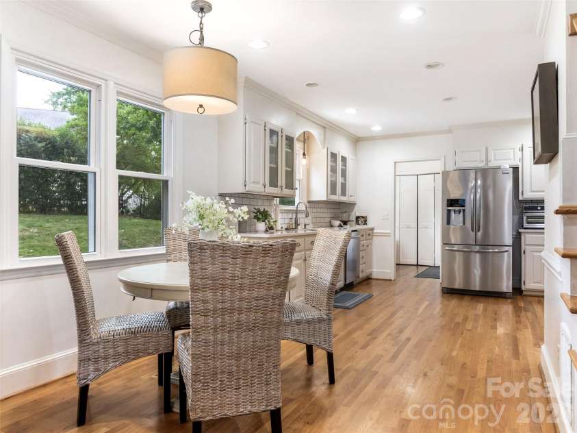 9317 Hanover South Trail, Charlotte, NC 28210.  MLS# CAR4397281, YatesRealty ID 33308. 