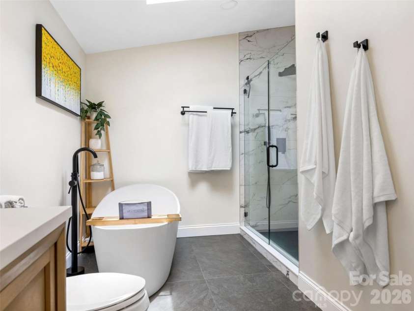 9317 Hanover South Trail, Charlotte, NC 28210.  MLS# CAR4397281, YatesRealty ID 33308. 