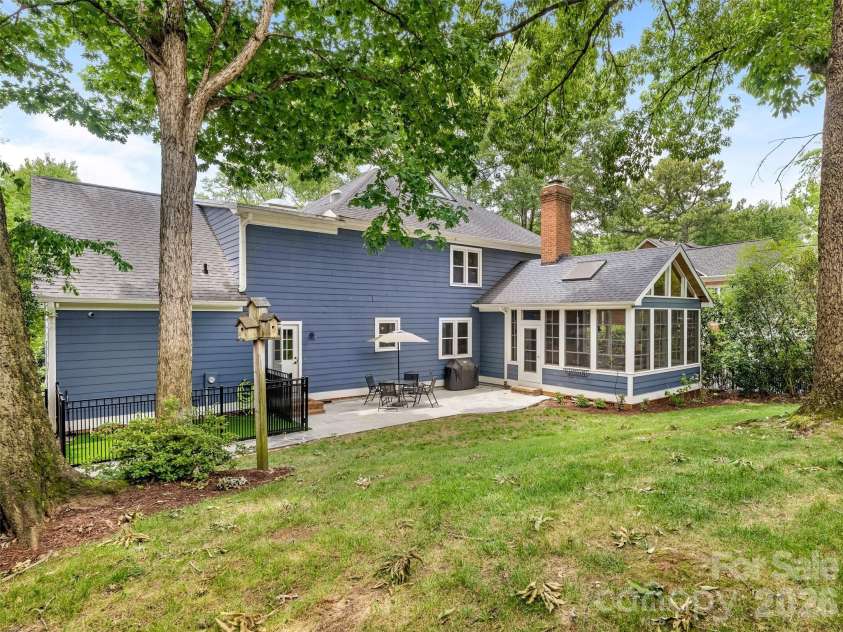 9317 Hanover South Trail, Charlotte, NC 28210.  MLS# CAR4397281, YatesRealty ID 33308. 