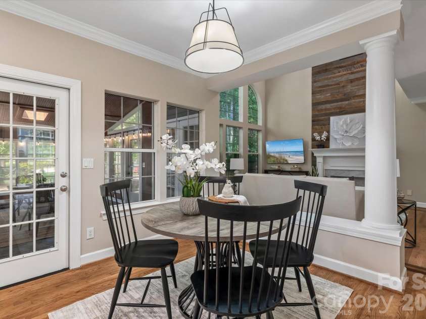 122 Lake Pine Road, Mooresville, NC 28117.  MLS# CAR4397434, YatesRealty ID 33309. 