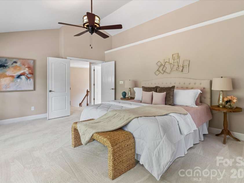 122 Lake Pine Road, Mooresville, NC 28117.  MLS# CAR4397434, YatesRealty ID 33309. 