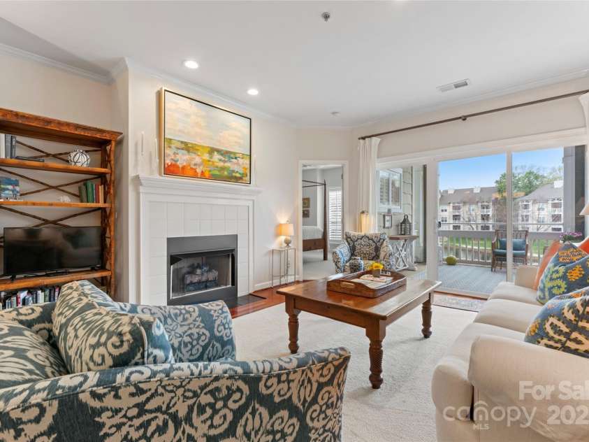 18832 Nautical Drive, Cornelius, NC 28031.  MLS# CAR4231372, YatesRealty ID 3331. 