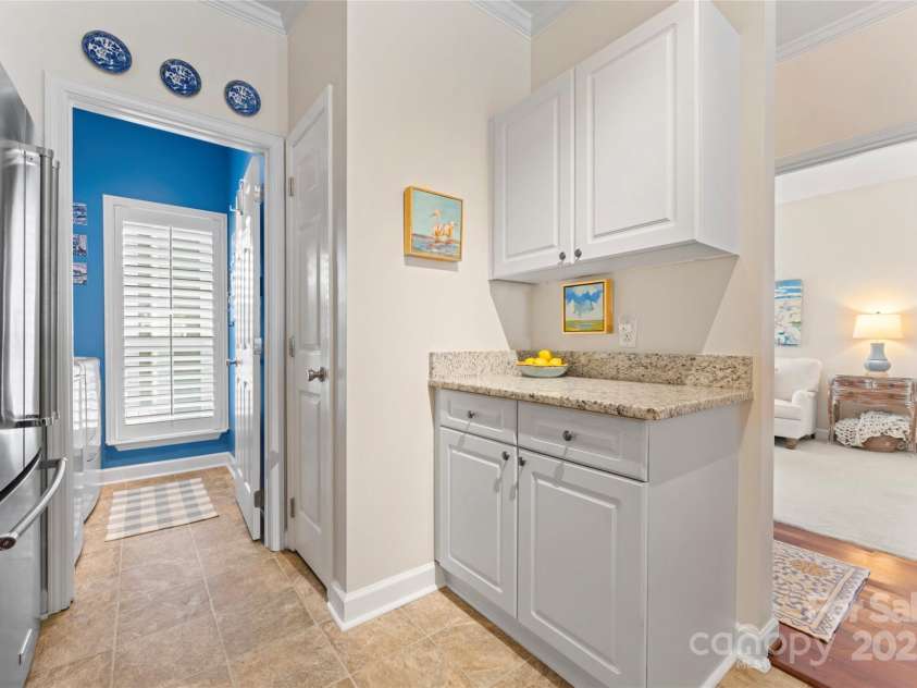 18832 Nautical Drive, Cornelius, NC 28031.  MLS# CAR4231372, YatesRealty ID 3331. 