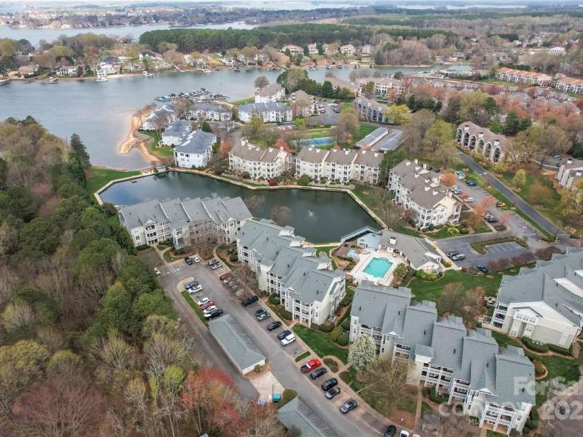 18832 Nautical Drive, Cornelius, NC 28031.  MLS# CAR4231372, YatesRealty ID 3331. 