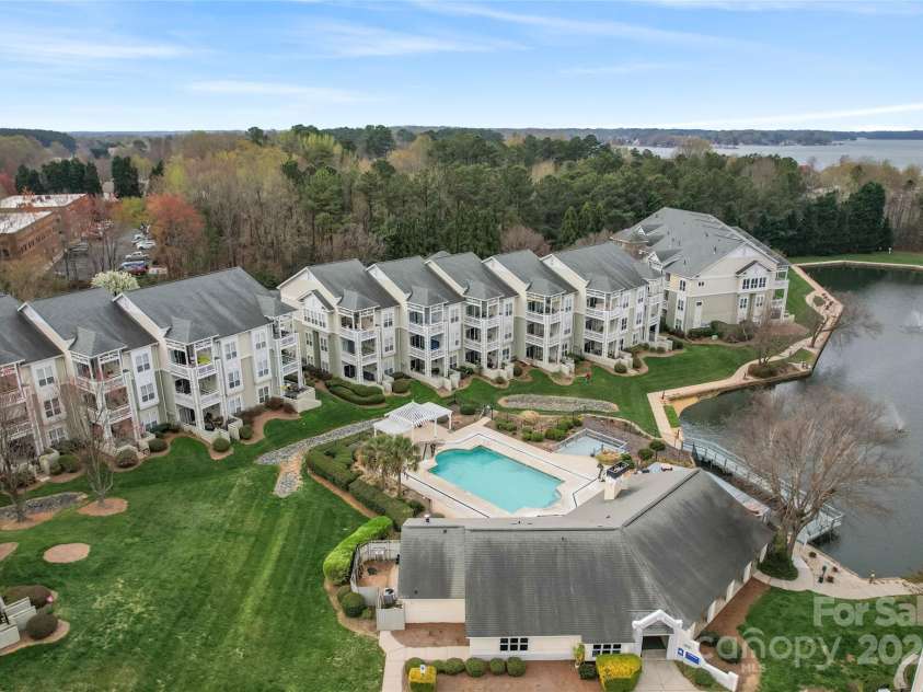 18832 Nautical Drive, Cornelius, NC 28031.  MLS# CAR4231372, YatesRealty ID 3331. 