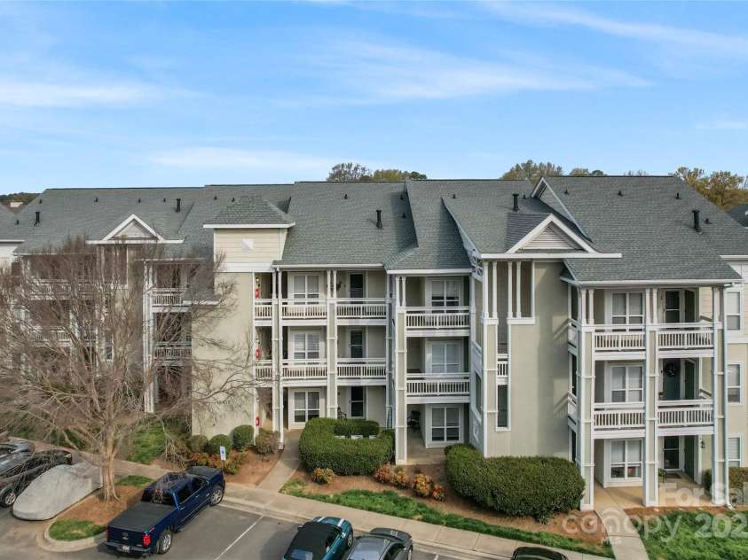 18832 Nautical Drive, Cornelius, NC 28031.  MLS# CAR4231372, YatesRealty ID 3331. 