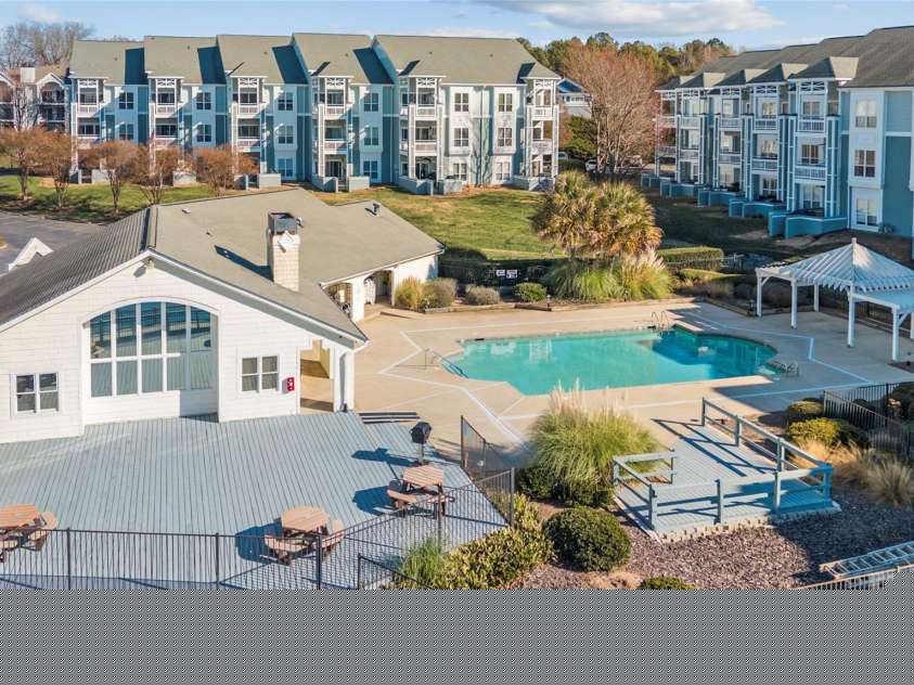 18832 Nautical Drive, Cornelius, NC 28031.  MLS# CAR4329299, YatesRealty ID 3331. Community pool