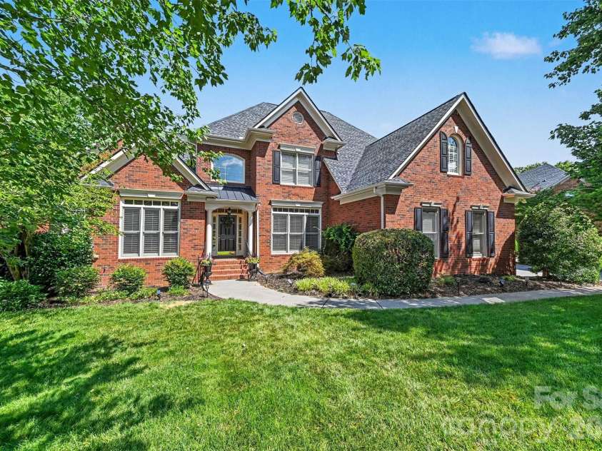 2110 Highland Forest Drive, Marvin, NC 28173.  MLS# CAR4390983, YatesRealty ID 33310. 