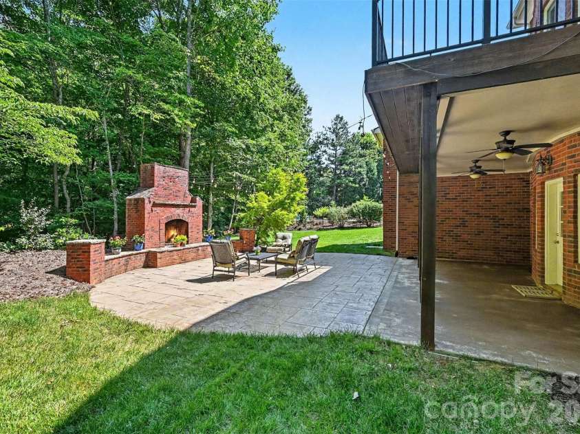 2110 Highland Forest Drive, Marvin, NC 28173.  MLS# CAR4390983, YatesRealty ID 33310. 