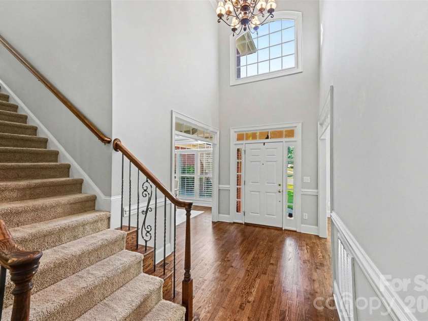 2110 Highland Forest Drive, Marvin, NC 28173.  MLS# CAR4390983, YatesRealty ID 33310. Foyer