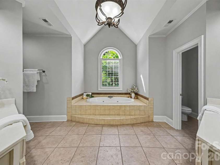 2110 Highland Forest Drive, Marvin, NC 28173.  MLS# CAR4390983, YatesRealty ID 33310. Primary bathroom