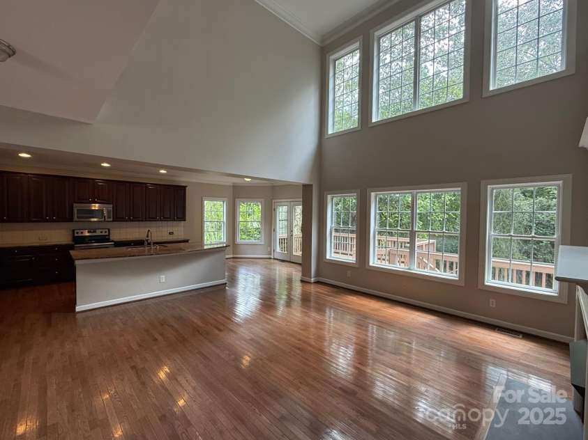 11017 Valley Spring Drive, Charlotte, NC 28277.  MLS# CAR4290069, YatesRealty ID 33311. 