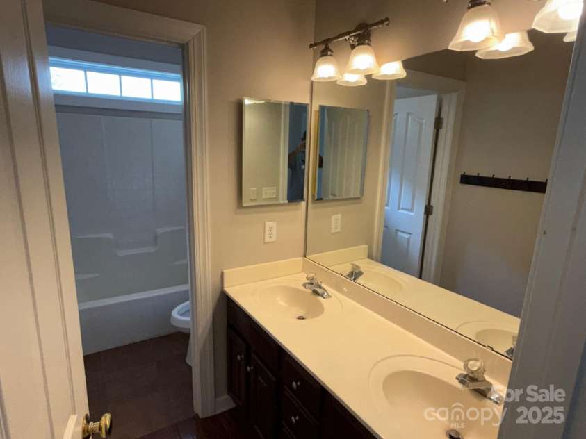 11017 Valley Spring Drive, Charlotte, NC 28277.  MLS# CAR4290069, YatesRealty ID 33311. 