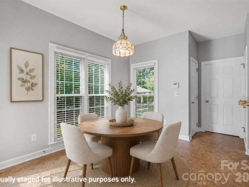 5917 Nuthatch Court, Charlotte, NC 28277.  MLS# CAR4397749, YatesRealty ID 33311. 