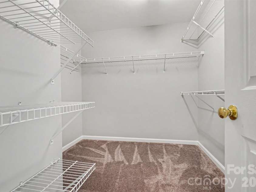 5917 Nuthatch Court, Charlotte, NC 28277.  MLS# CAR4397749, YatesRealty ID 33311. 