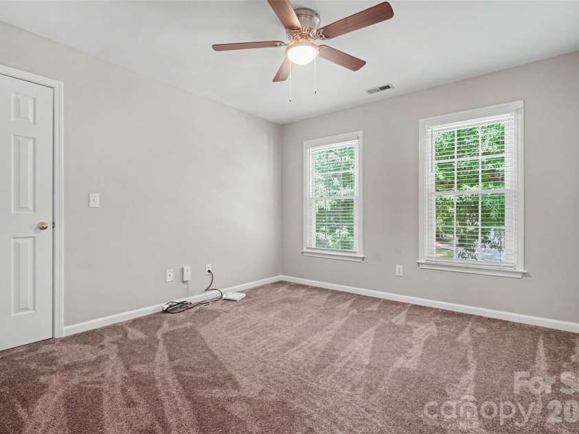 5917 Nuthatch Court, Charlotte, NC 28277.  MLS# CAR4397749, YatesRealty ID 33311. 