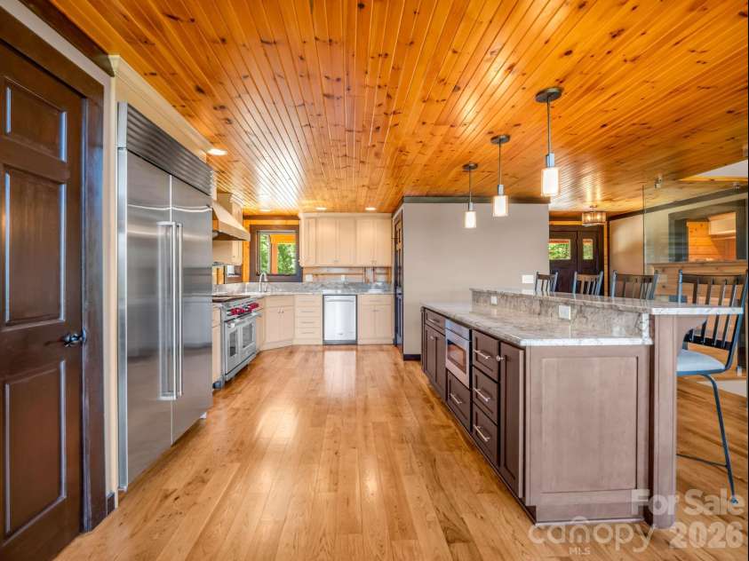 590 Boulder Ridge, Lake Lure, NC 28746.  MLS# CAR4390738, YatesRealty ID 33312. 