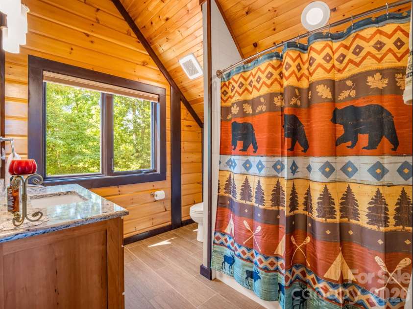 590 Boulder Ridge, Lake Lure, NC 28746.  MLS# CAR4390738, YatesRealty ID 33312. Bath Full 2 Upstairs