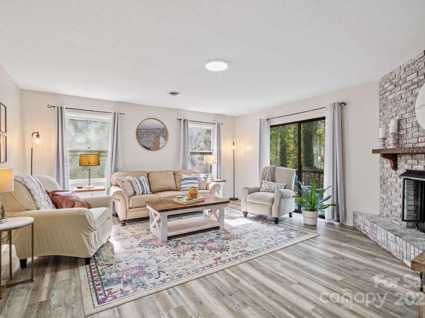 155 Timberlane Drive, Etowah, NC 28729.  MLS# CAR4311663, YatesRealty ID 33313. 