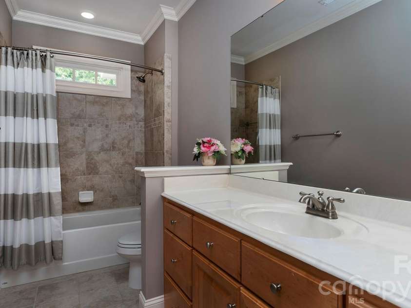 4293 Soaring Eagle Cove Court, Denver, NC 28037.  MLS# CAR4395644, YatesRealty ID 33313. Full bath #2...