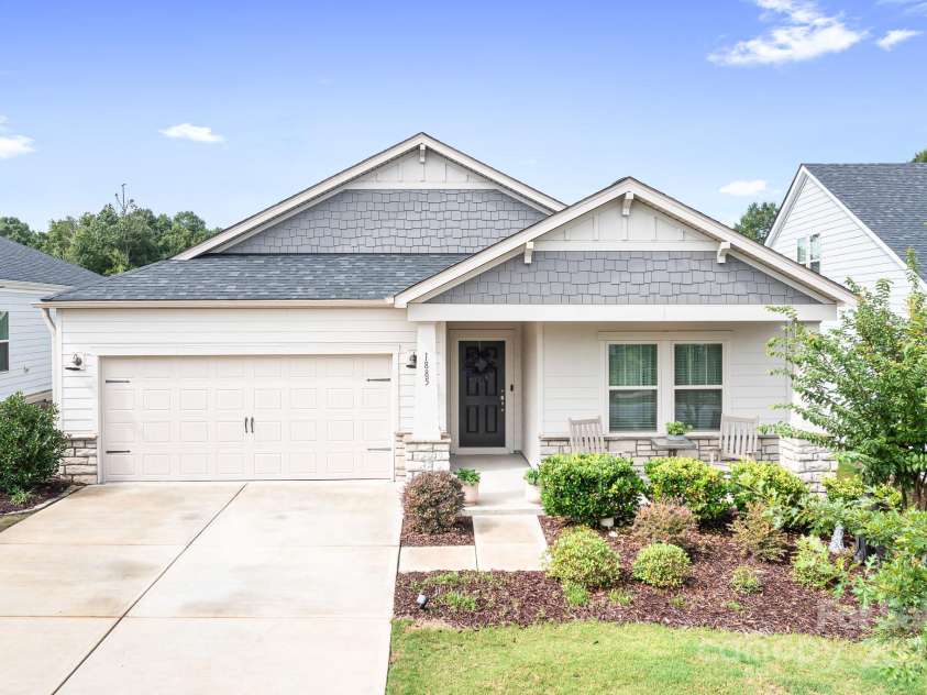 1885 Lotus Lane, Denver, NC 28037.  MLS# CAR4290620, YatesRealty ID 33314. Lovely 3 bedroom 2 full bath home in Canopy Creek. One level, easy living!  Tons of upgrades!