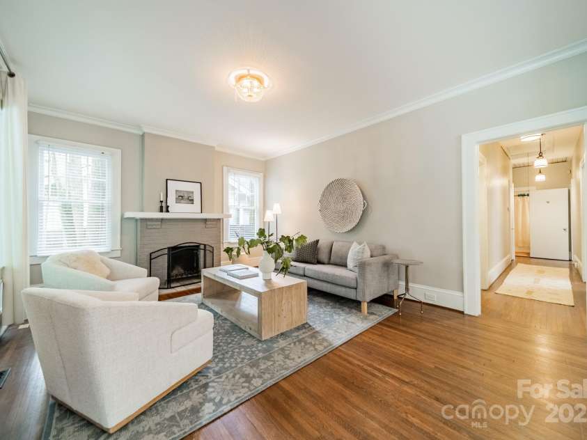 2342 7th Street, Charlotte, NC 28204.  MLS# CAR4284230, YatesRealty ID 33315. 