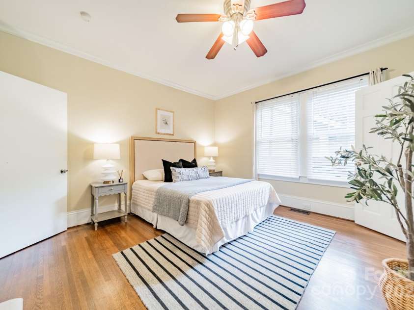 2342 7th Street, Charlotte, NC 28204.  MLS# CAR4284230, YatesRealty ID 33315. 