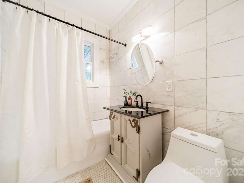 2342 7th Street, Charlotte, NC 28204.  MLS# CAR4284230, YatesRealty ID 33315. 