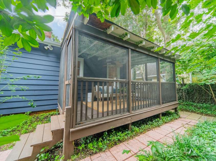 2342 7th Street, Charlotte, NC 28204.  MLS# CAR4284230, YatesRealty ID 33315. 