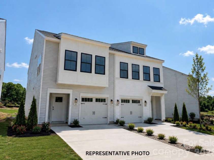 3622 Teslow Drive, Charlotte, NC 28215.  MLS# CAR4388110, YatesRealty ID 33317. 