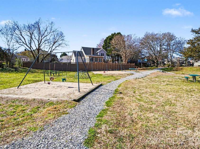 14115 Canvasback Drive, Charlotte, NC 28273.  MLS# CAR4337822, YatesRealty ID 33318. 