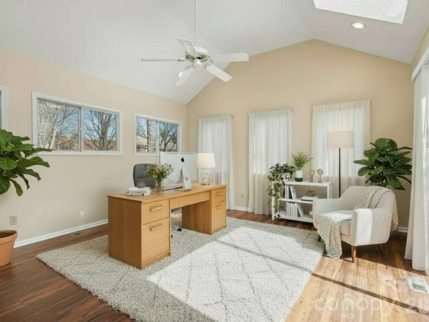 14115 Canvasback Drive, Charlotte, NC 28273.  MLS# CAR4337822, YatesRealty ID 33318. Den/Sunroom