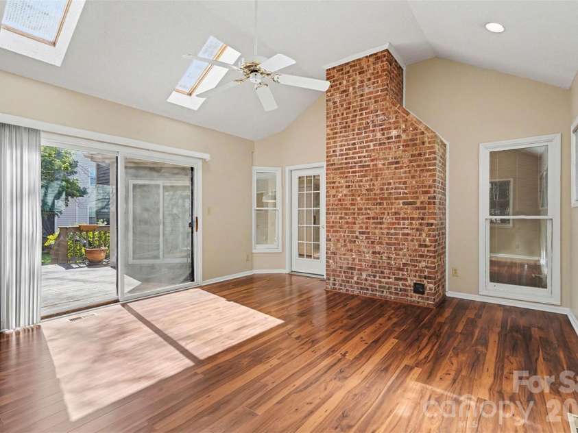 14115 Canvasback Drive, Charlotte, NC 28273.  MLS# CAR4337822, YatesRealty ID 33318. Den/Sunroom
