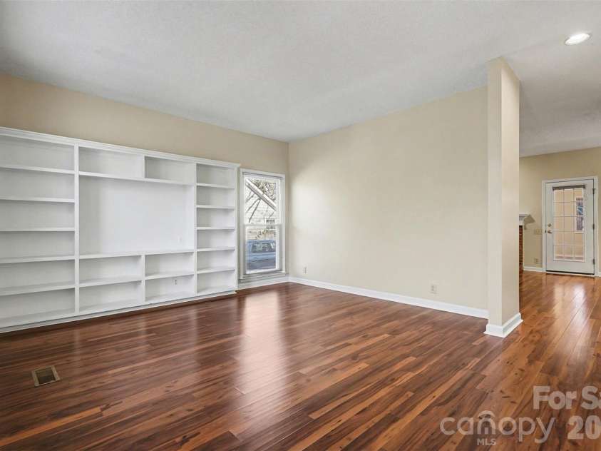14115 Canvasback Drive, Charlotte, NC 28273.  MLS# CAR4337822, YatesRealty ID 33318. From Sitting Room