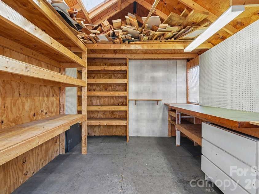 14115 Canvasback Drive, Charlotte, NC 28273.  MLS# CAR4337822, YatesRealty ID 33318. Workshop/ Shed