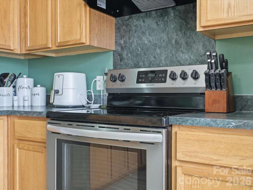 1280 Shenandoah Circle, Rock Hill, SC 29730.  MLS# CAR4336060, YatesRealty ID 3332. 