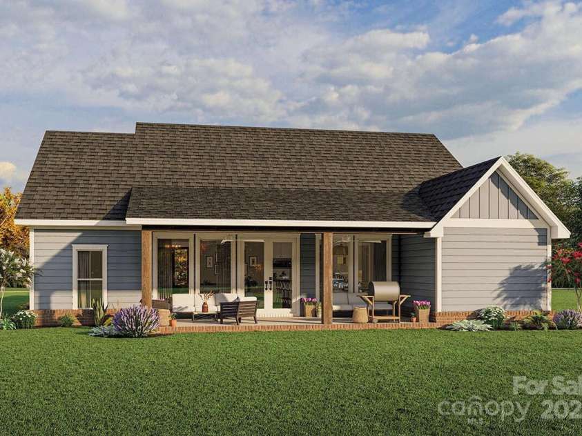 2031 Piper Ridge Drive, Lenoir, NC 28645.  MLS# CAR4316879, YatesRealty ID 3332. 