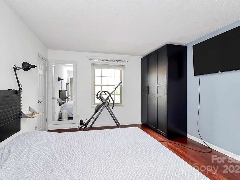 4743 Hedgemore Drive, Charlotte, NC 28209.  MLS# CAR4237932, YatesRealty ID 3332. 