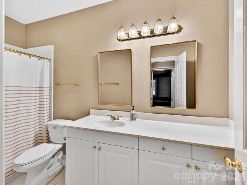 14483 Nolen Lane, Charlotte, NC 28277.  MLS# CAR4364895, YatesRealty ID 33320. Lower level full bath