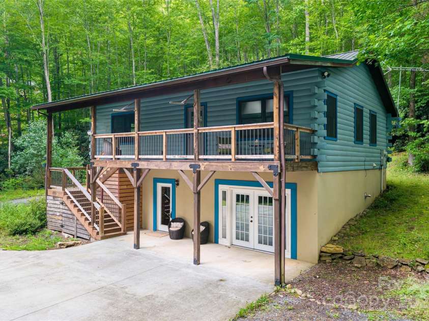 4035 Bald Creek Road, Clyde, NC 28721.  MLS# CAR4290414, YatesRealty ID 33320. 