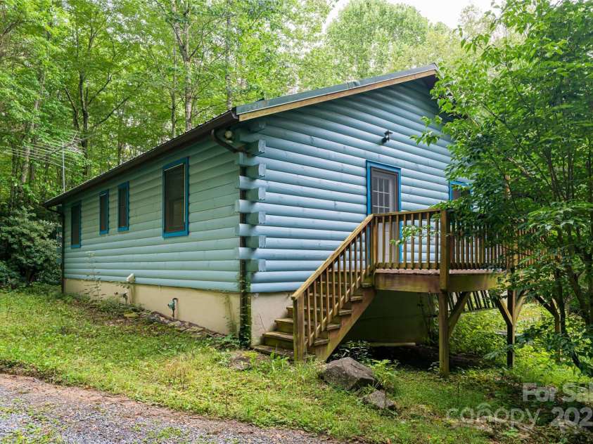 4035 Bald Creek Road, Clyde, NC 28721.  MLS# CAR4290414, YatesRealty ID 33320. 