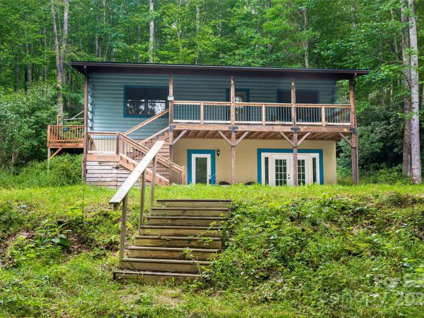 4035 Bald Creek Road, Clyde, NC 28721.  MLS# CAR4290414, YatesRealty ID 33320. 