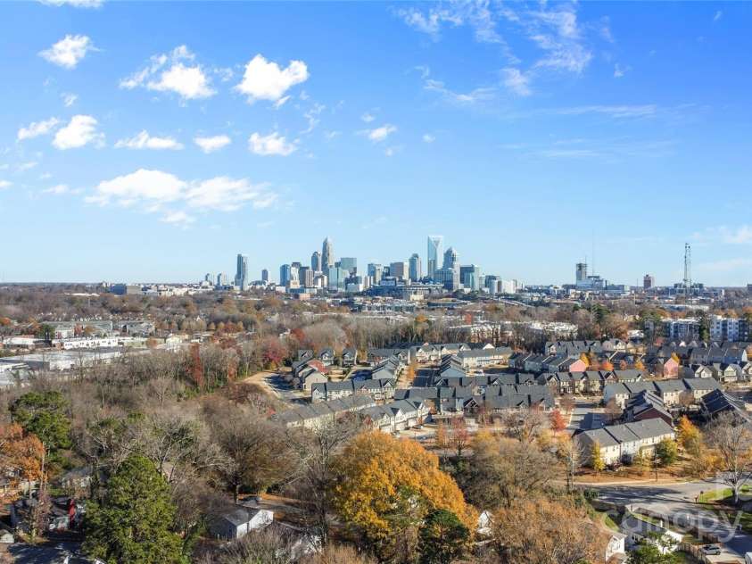 1522 Princess Place, Charlotte, NC 28208.  MLS# CAR4294296, YatesRealty ID 33321. 