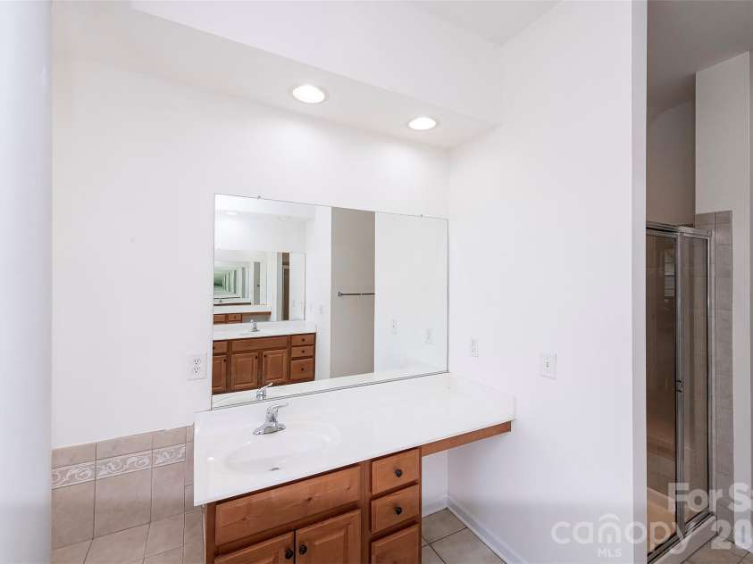 1957 Faison Avenue, Fort Mill, SC 29708.  MLS# CAR4365581, YatesRealty ID 33321. His and Hers Counters