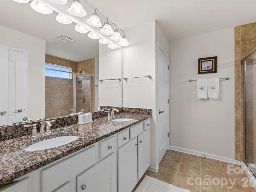 1084 Crescent Moon Drive, Fort Mill, SC 29715.  MLS# CAR4371724, YatesRealty ID 33323. 
