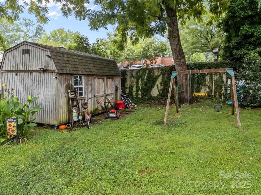 515 Council Street, Salisbury, NC 28144.  MLS# CAR4293279, YatesRealty ID 33325. 