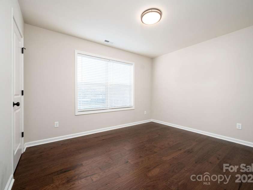 29 Fairview Avenue, Asheville, NC 28803.  MLS# CAR4290996, YatesRealty ID 33326. Hardwood floors carried to upper level