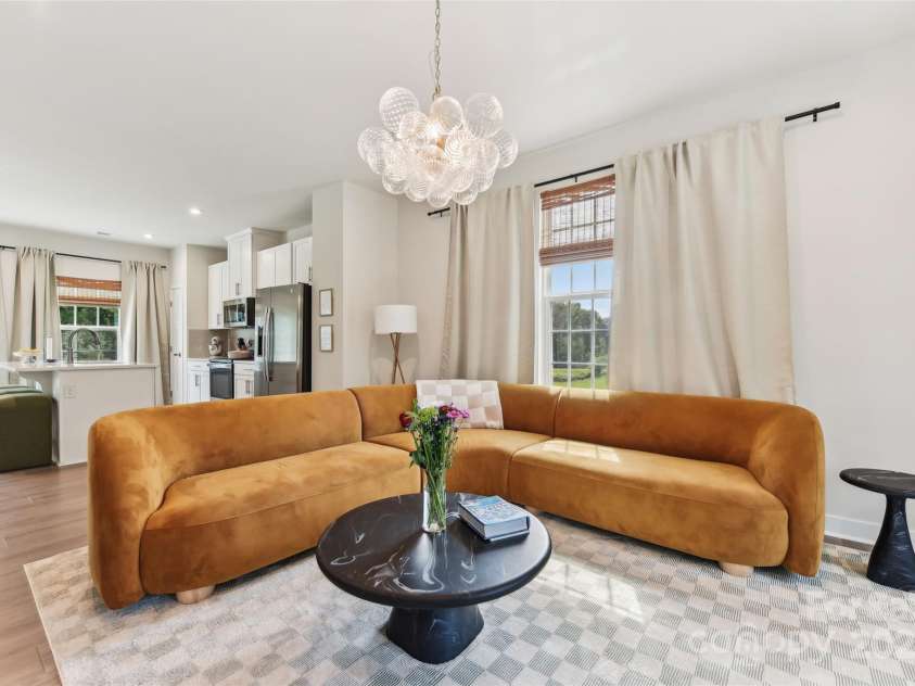 3222 Beeler Lane, Charlotte, NC 28208.  MLS# CAR4294344, YatesRealty ID 33328. 