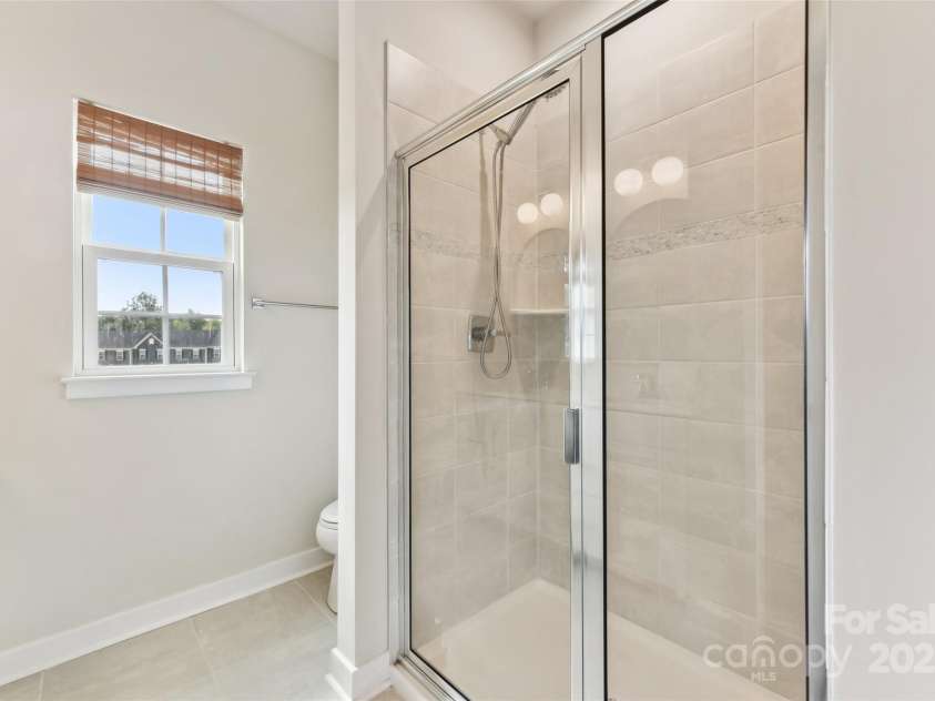 3222 Beeler Lane, Charlotte, NC 28208.  MLS# CAR4294344, YatesRealty ID 33328. 